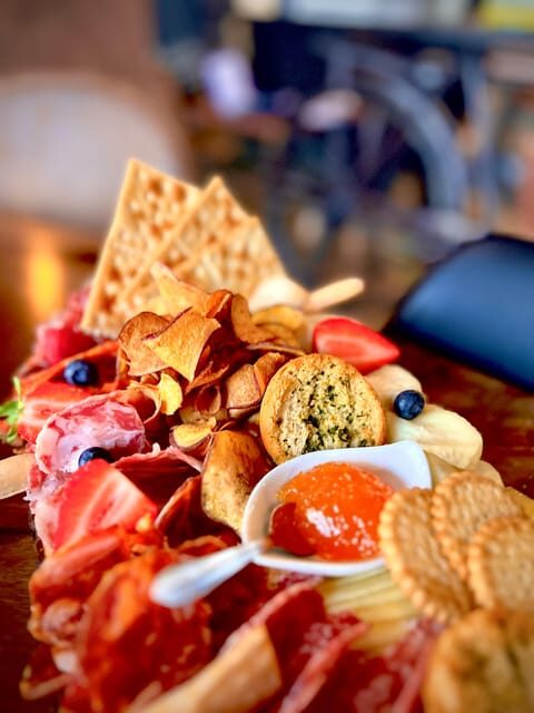 Lisbon: Premium Wine and Tapas Tasting Session - An In-Depth Look at What to Expect