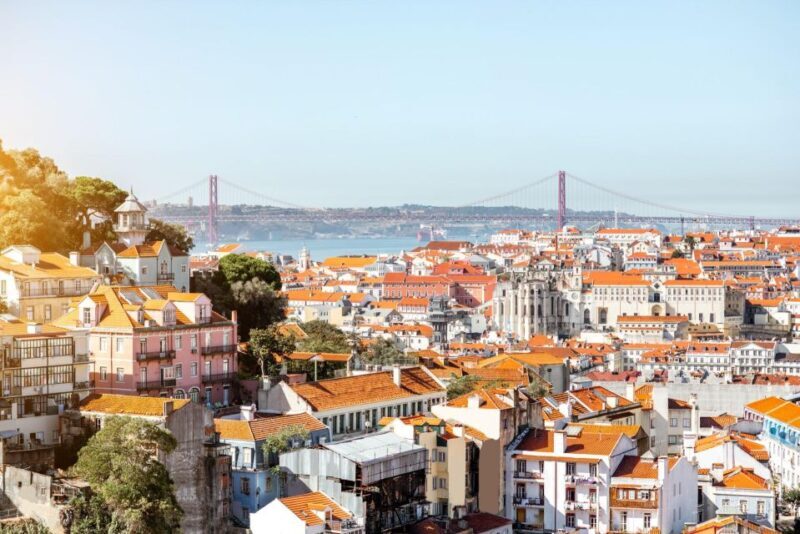 Lisbon: Private Architecture Tour with a Local Expert - Key Points