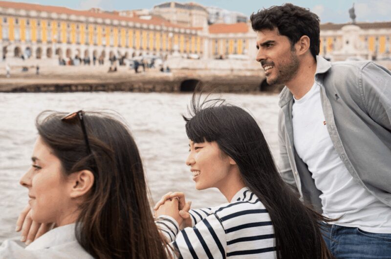 Lisbon: Private Boat Trip, Guided Walking Tour, Bike & Tram - Key Points