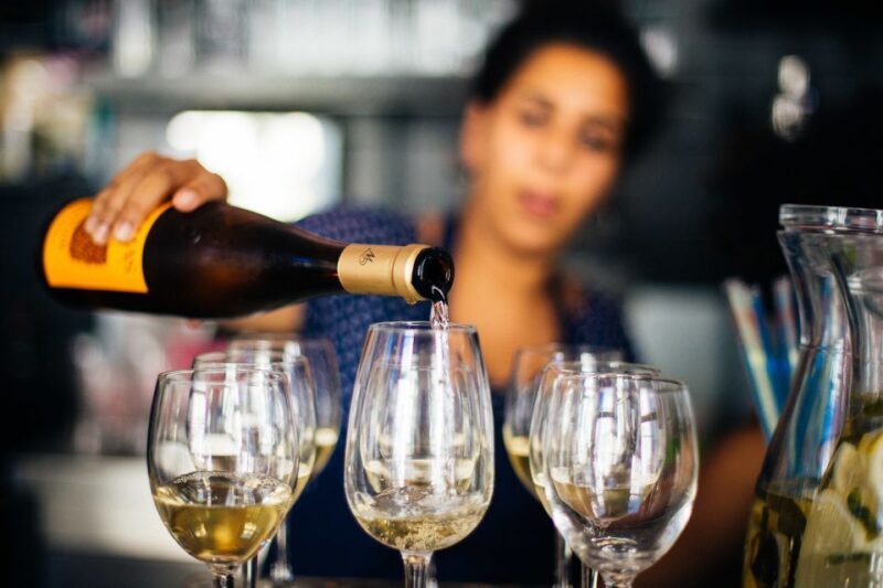 Lisbon: Private Evening Tour with Drinks & Bites in Alfama - Key Points