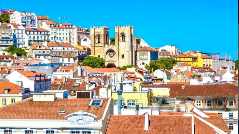 Lisbon: Private Guided Tuktuk Tour With History - An In-Depth Look at the Tour Experience