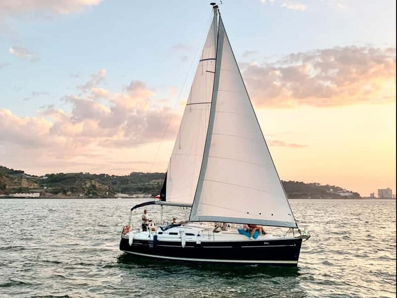 Lisbon: Private Sailing Experience with Locals - Who should consider this experience?
