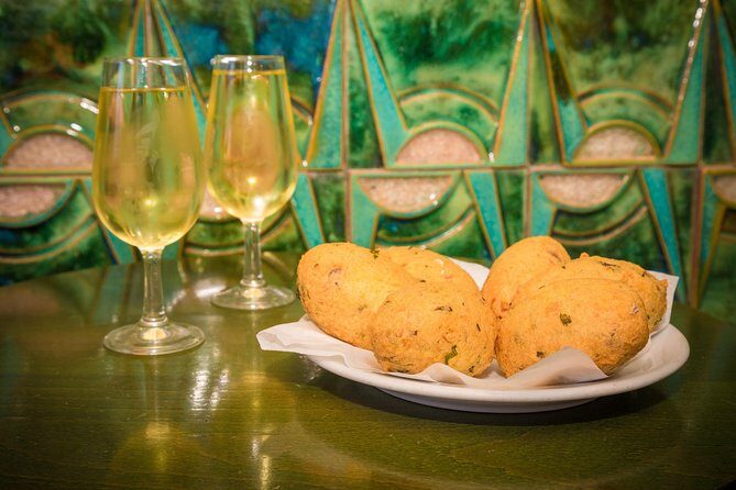 Lisbon Private Shore Excursion: City Tour by Minivan Including Food and Wine Tastings - The Practical Side: What You Need to Know