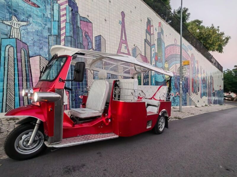 Lisbon Private Sightseeing Photography Tour with Tuk Tuk - Why a Tuk Tuk Tour in Lisbon Makes Sense