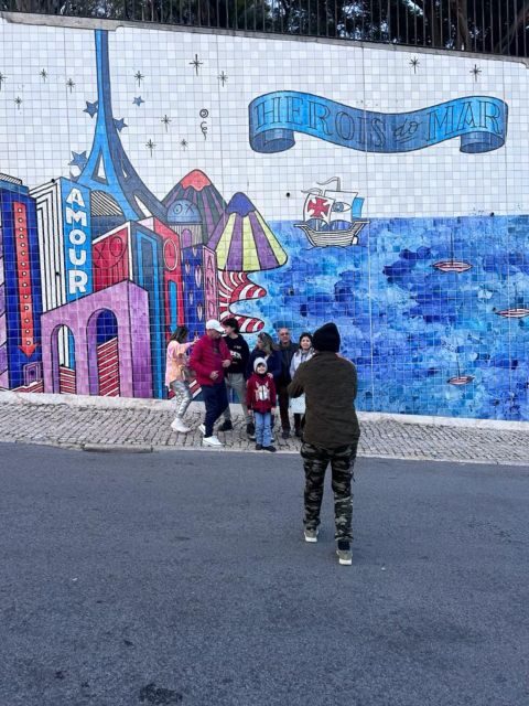 Lisbon Private Sightseeing Photography Tour with Tuk Tuk - The Experience: What You Can Expect