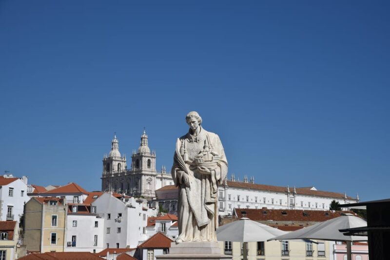Lisbon Private Tour in Spanish - FAQ