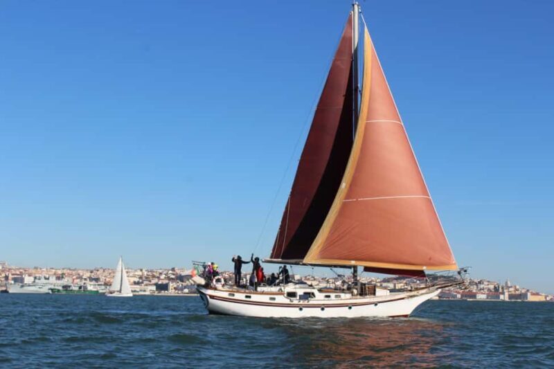 Lisbon: Private tour on a Vintage Sailboat - The Party and Relaxation Balance
