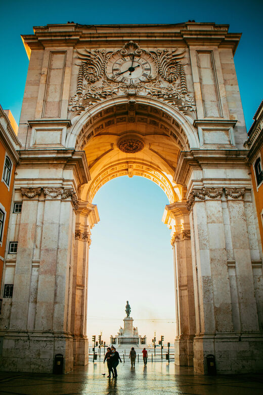 Lisbon: Private Tuk-Tuk Tour - Key Points