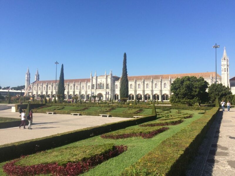 Lisbon: Private Walking Tour - Who Should Consider This Tour?