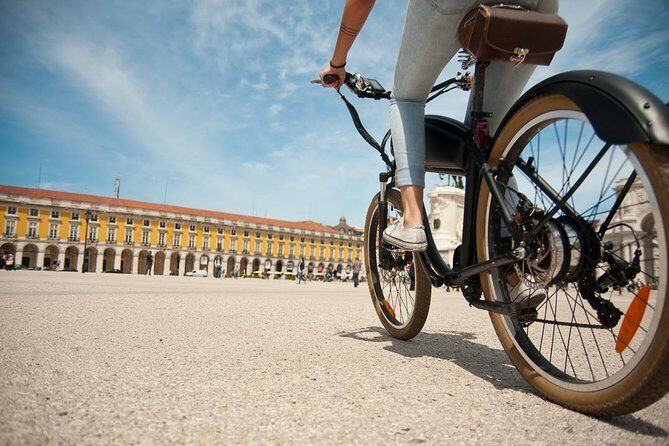 Lisbon Regular or Electric Bike Rental - Who Will Love This Bike Rental?