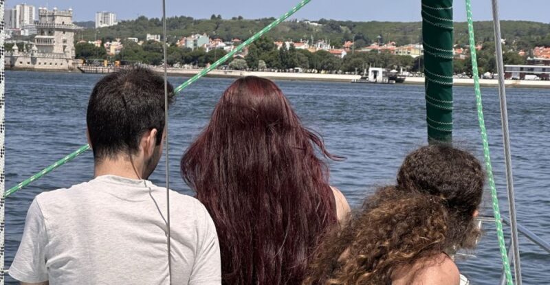 Lisbon: Sailboat tour on Tagus river - shared - FAQ