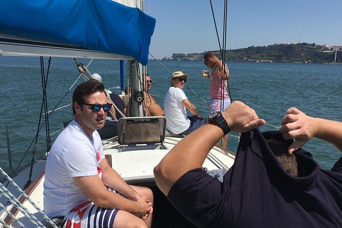 Lisbon Sailing Day Cruise with wine & snacks - How the Experience Runs