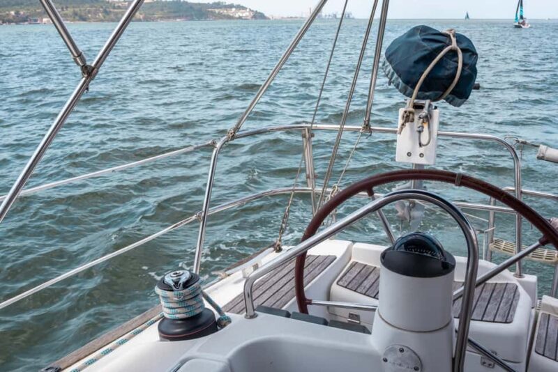 Lisbon: Sailing trip on the Tagus River - FAQ