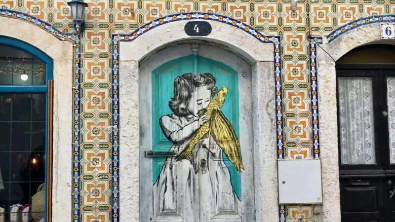 Lisbon: Setúbal, Arrábida, and Sesimbra tour with wine and boat - An In-Depth Look at the Tour: What to Expect and Why It Matters