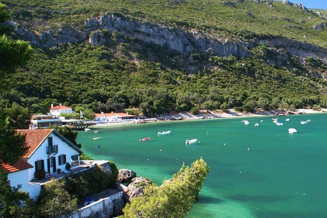 Lisbon Shore Excursion: Private Lisbon, Sesimbra and Arrábida with Wine Tasting - What to Expect from the Tour