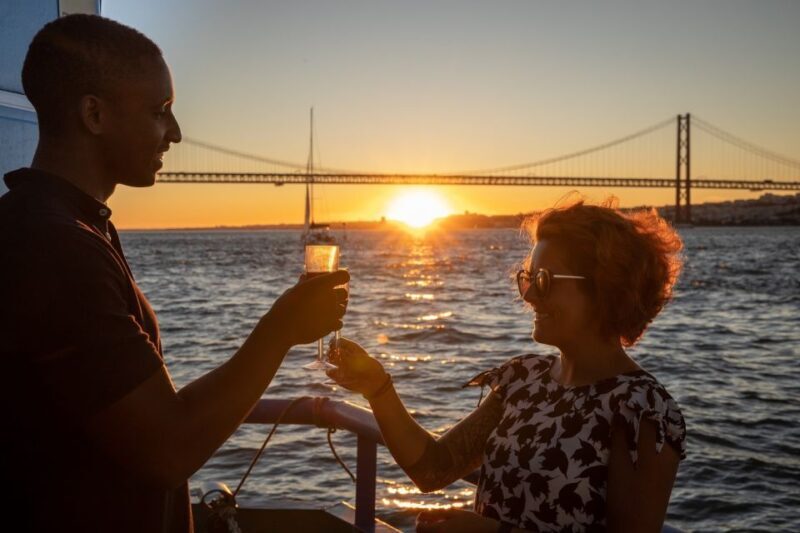 Lisbon: Sightseeing Boat Tour with Hop-On Hop-Off Option - Honest Takeaways from Real User Experiences