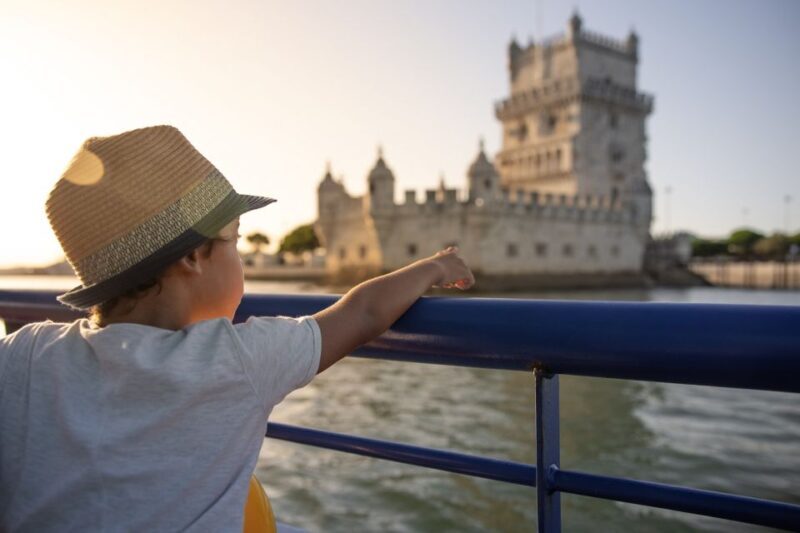 Lisbon: Sightseeing Boat Tour with Hop-On Hop-Off Option - Who Should Consider This Tour?