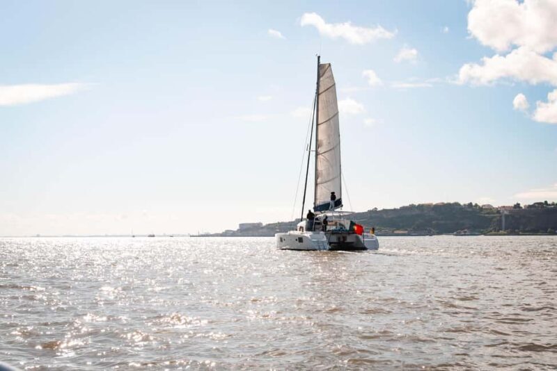 Lisbon: Sightseeng & Sunset Sailing Boat with a Local Guide - Practical Tips for Booking and Enjoying Your Cruise