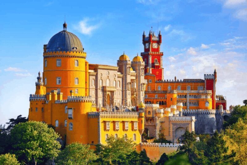 Lisbon: Sintra, Pena Palace & Cascais Guided Tour - Key Points