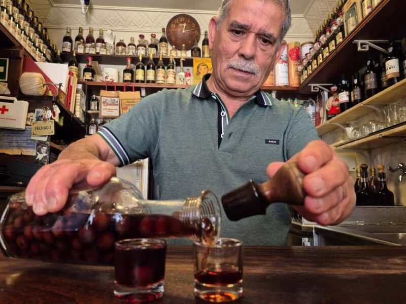 Lisbon Small-Group Food Tour: Eat and Drink like a Local - Who Should Consider This Tour?