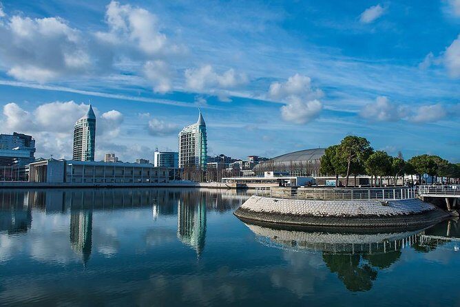 Lisbon Small-Group Sightseeing City Tour with Transportation - FAQs