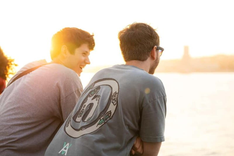 Lisbon: Sunset Boat Tour with Music and Drinks - Key Points