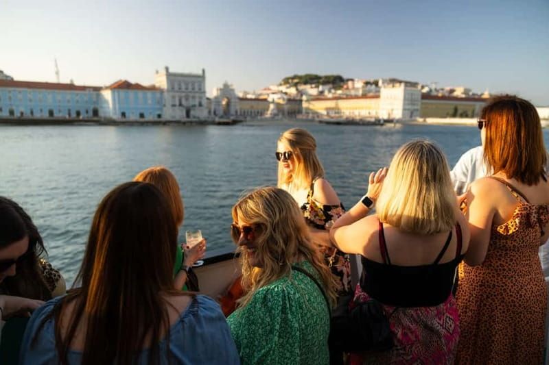 Lisbon: Sunset Boat Tour with Music and Drinks - Alfama from the water: old streets, new perspective