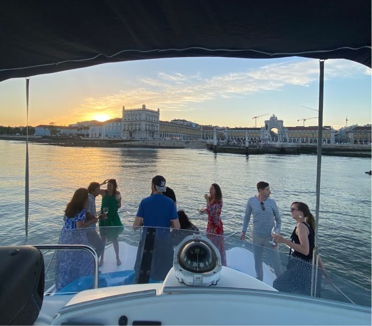 Lisbon: Sunset Boat Tour with Wine - The Itinerary: What to Expect