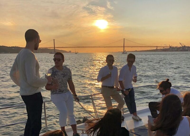 Lisbon: Sunset Cruise with Drinks - Final Recommendation