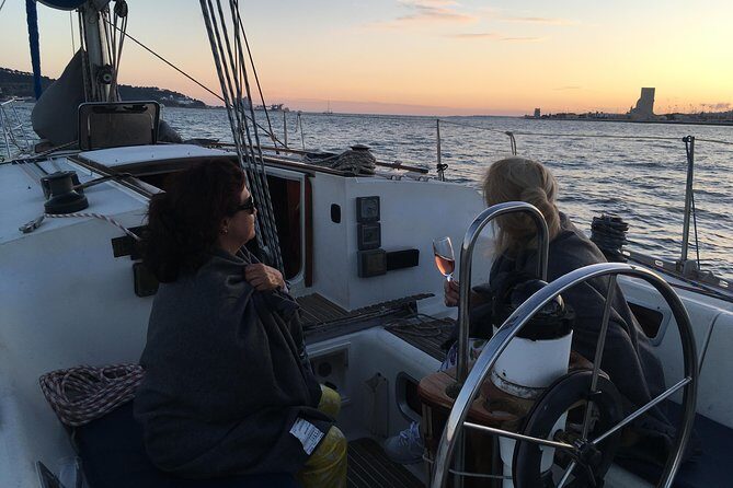 Lisbon Sunset Sailing Tour with White or Rosé Wine and Snacks - FAQs