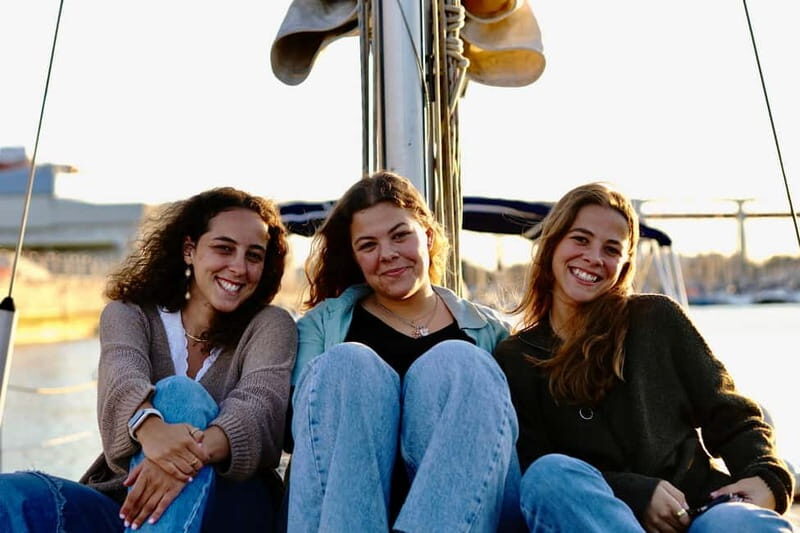 Lisbon: Sunset Sailing with Local Wine & Stunning Views - What Travelers Say