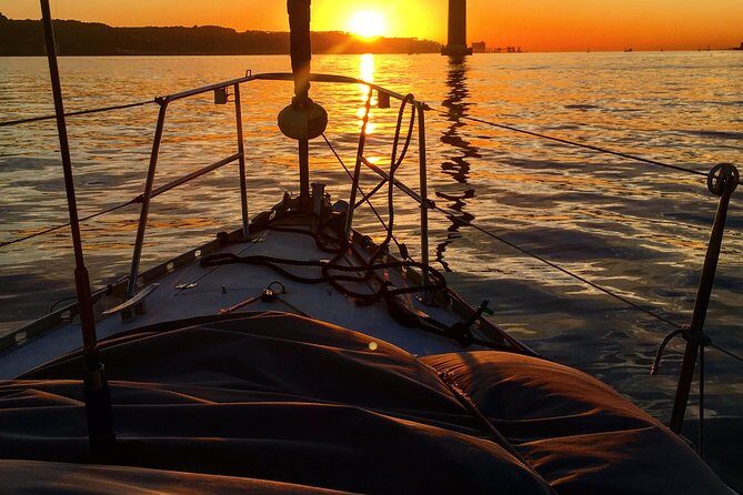 Lisbon Sunset Sensations on a Private Sailing Boat with wine&snacks - Frequently Asked Questions