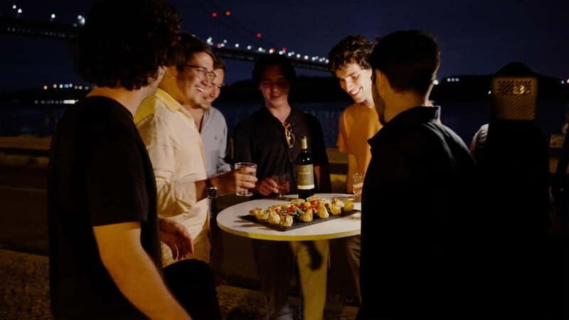 LISBON SUNSET TO NIGHT in Vintage Jeep with FOOD & DRINKS - FAQ