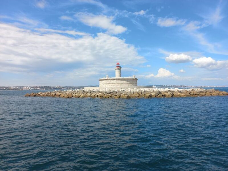 Lisbon: Tagus River Cruise to the Ocean & Dolphin Watching - FAQs