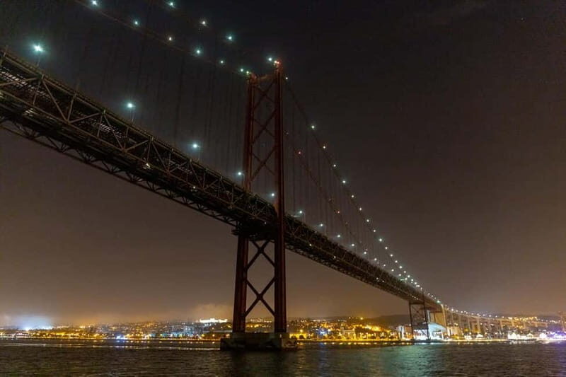 Lisbon: Tagus River New Year's Cruise with Live DJ - What Are the Downsides?