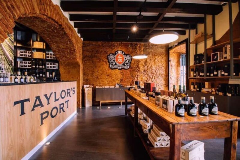 Lisbon: Tasting of two Port wines and Pastel de Nata - Key Points