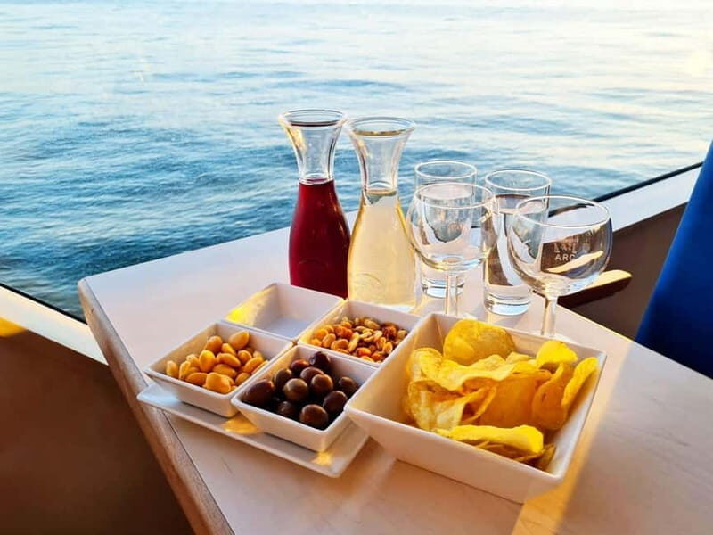 Lisbon: Tejo River Sightseeing Cruise - Key Points