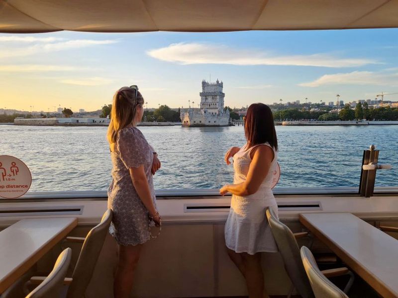Lisbon: Sunset Cruise with Welcome Drink and Snacks - Audio Guide Reality Check: App-Based Facts in Multiple Languages