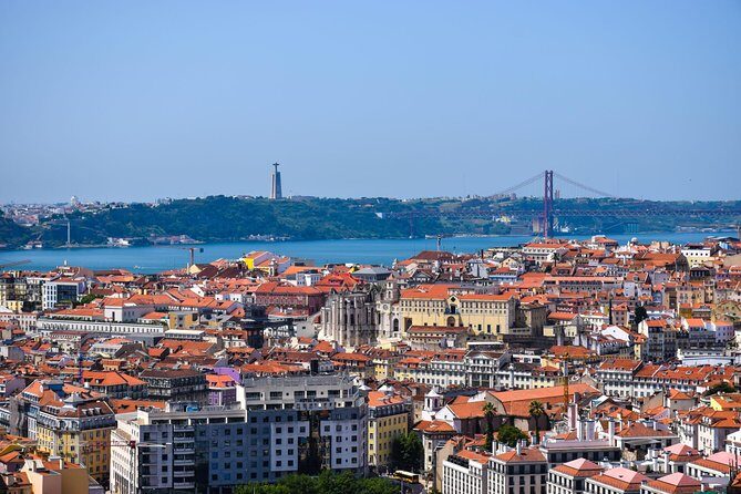 Lisbon to Porto Up To 5 Stops Óbidos Nazaré Fátima Coimbra Aveiro - Frequently Asked Questions