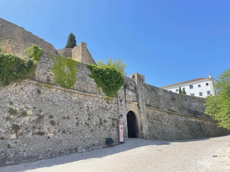 Lisbon: Tour Cristo Rei, Setúbal, Arrábida, Azeitão, Palmela - FAQ