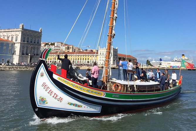 Lisbon Traditional Boats - Guided Sightseeing Cruise - The Route and Stops: What You’ll See (and Why Those Stops Matter)