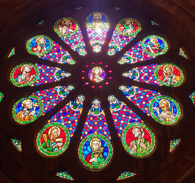 Lisbon: Tuk Tuk 1H30 Tour Old Town Complete with a Old Timer - Who Should Book This Tour?