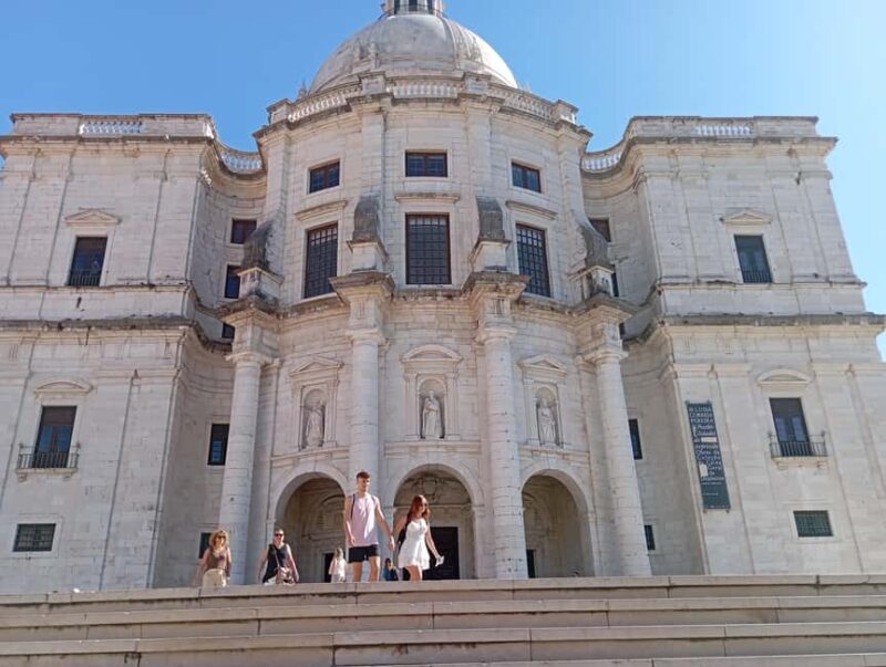 Lisbon Tuktuk Baixa- Chiado Center city tour - Key Points