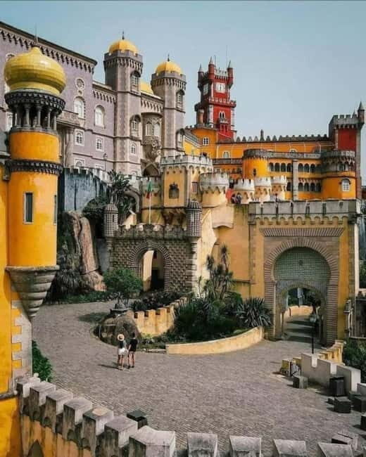 Lisbon:Sintra, Pena Palace, Moorish Castle, Qta De Regaleira - Frequently Asked Questions