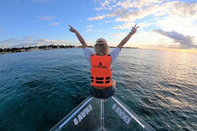 Live Cancun from our Transparent Boat - What Makes This Tour Stand Out?