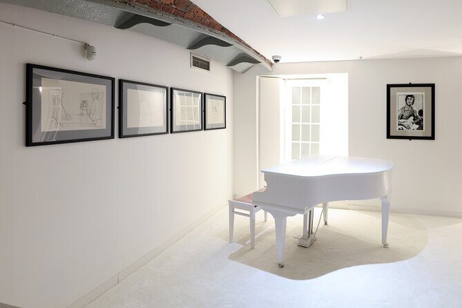 Liverpool and The Beatles 2 Day Rail Tour from London with Hotel - Who Should Consider This Tour?