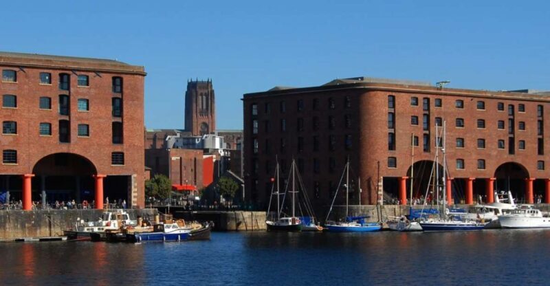 Liverpool: Best of Liverpool Sightseeing Private Taxi Tour - Key Points