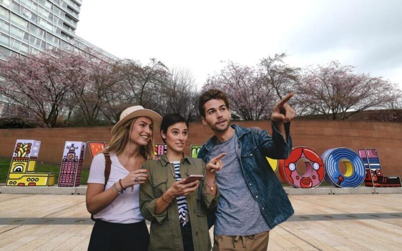 Liverpool: City Walking Tour & Exploration Game - Key Points