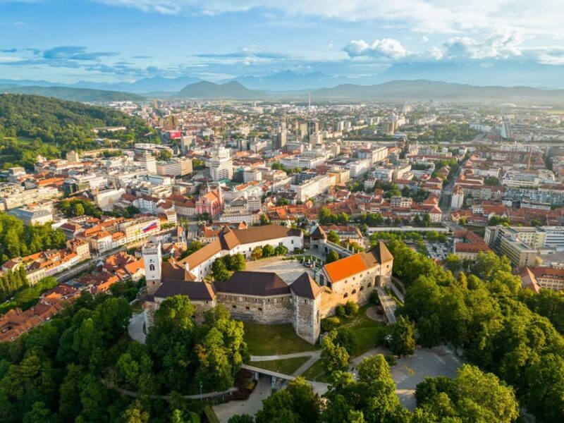 Ljubljana: 2.5h walking tour with local guide - Final Thoughts