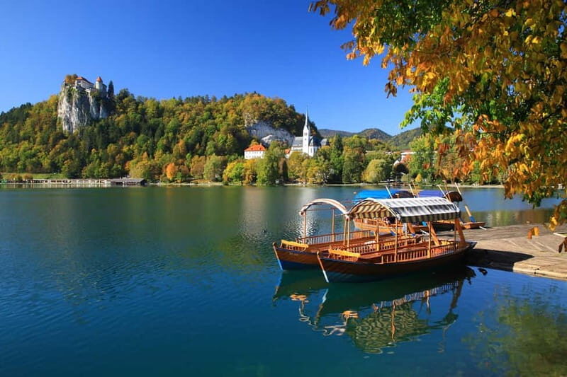 Ljubljana: Lake Bled and Bohinj Tour with Savica Waterfall - The Guide & Group Dynamics